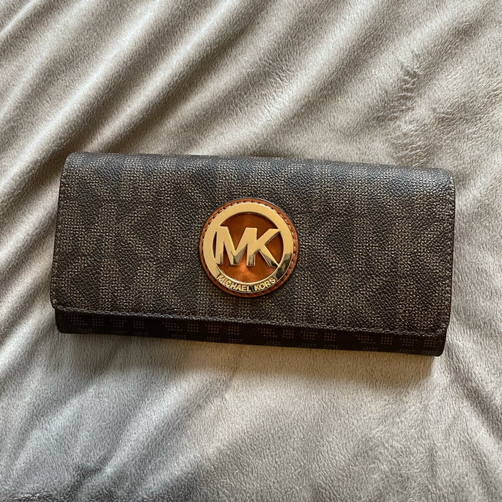 BRAND NEW - Michael Kors Wallet